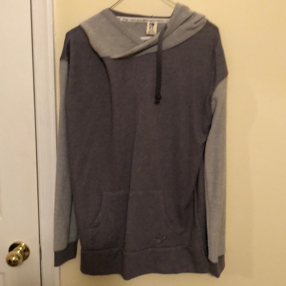 Roxy hoodie